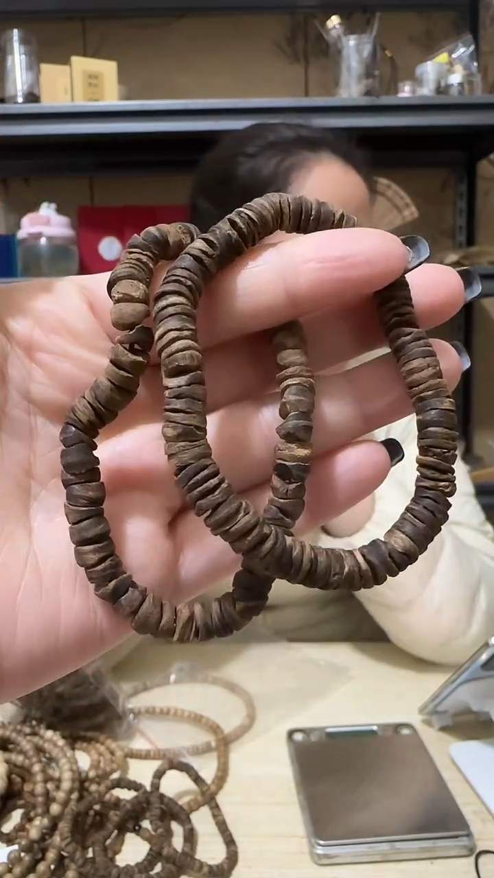 【闪购商品】沉香手串6号文莱随型手串多样性一条