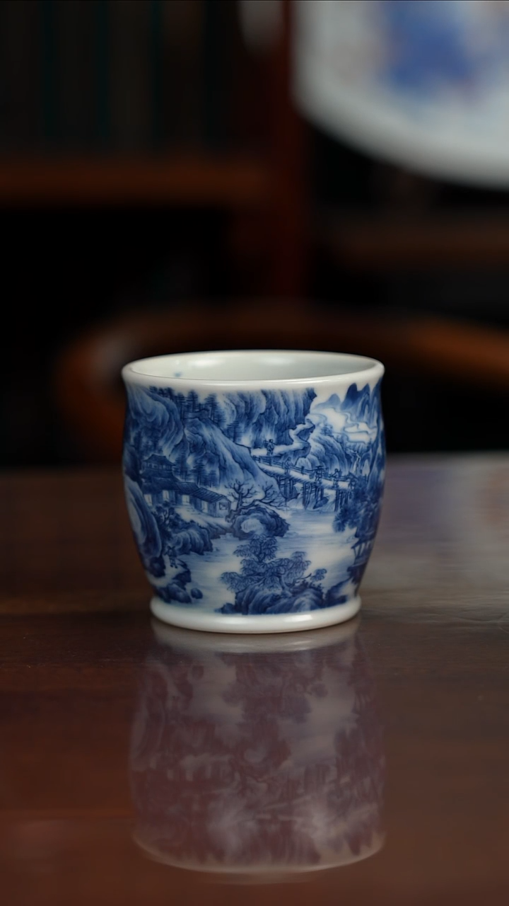 景琳藏青花北派山水