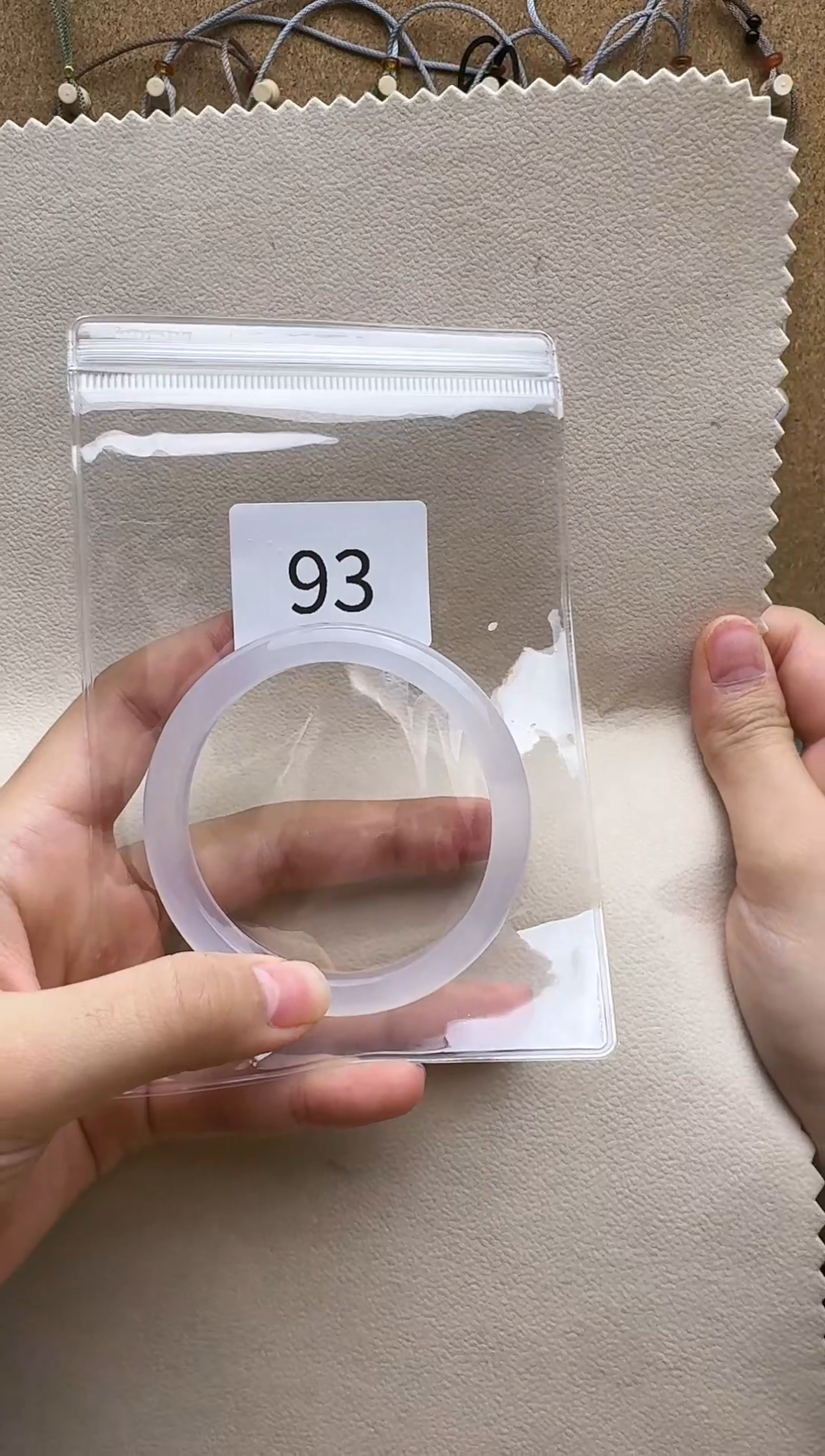 【闪购商品】玛瑙/玉髓手镯未镶嵌001