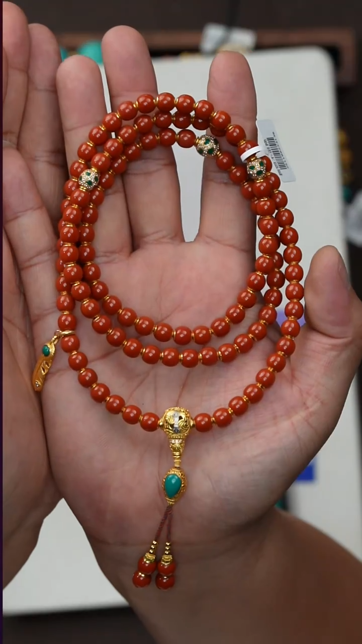 未镶嵌脖挂南红玛瑙乔****0南红脖挂