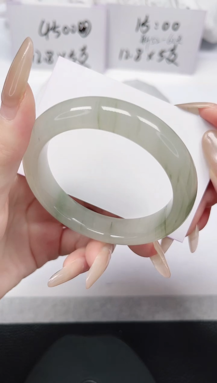 未镶嵌手镯石英岩玉62-55/56