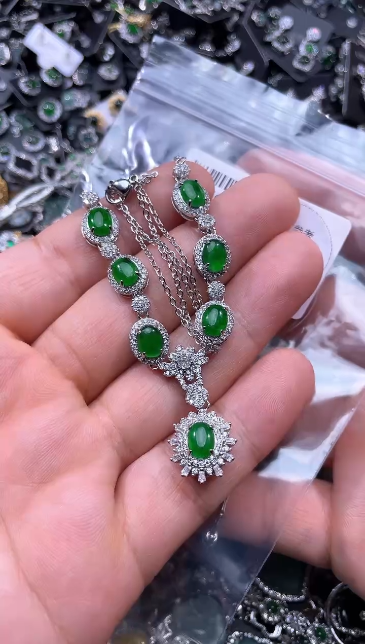 【闪购商品】翡翠未镶嵌颈饰F767项链 基地