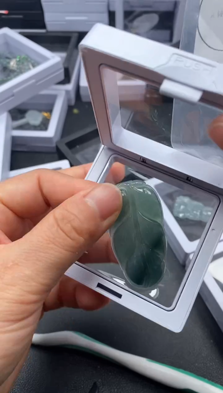 吊坠(不含链)未镶嵌翡翠3390