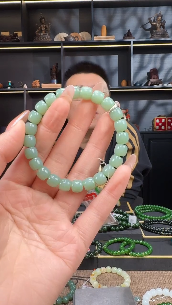 【闪购商品】和田玉1未镶嵌9mm粉青极致手串