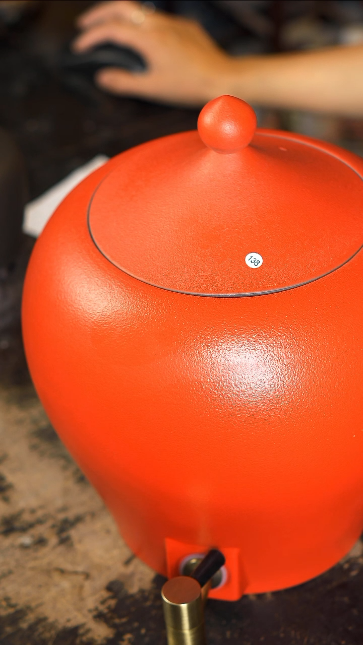 【闪购商品】138红色的火山石水缸9升