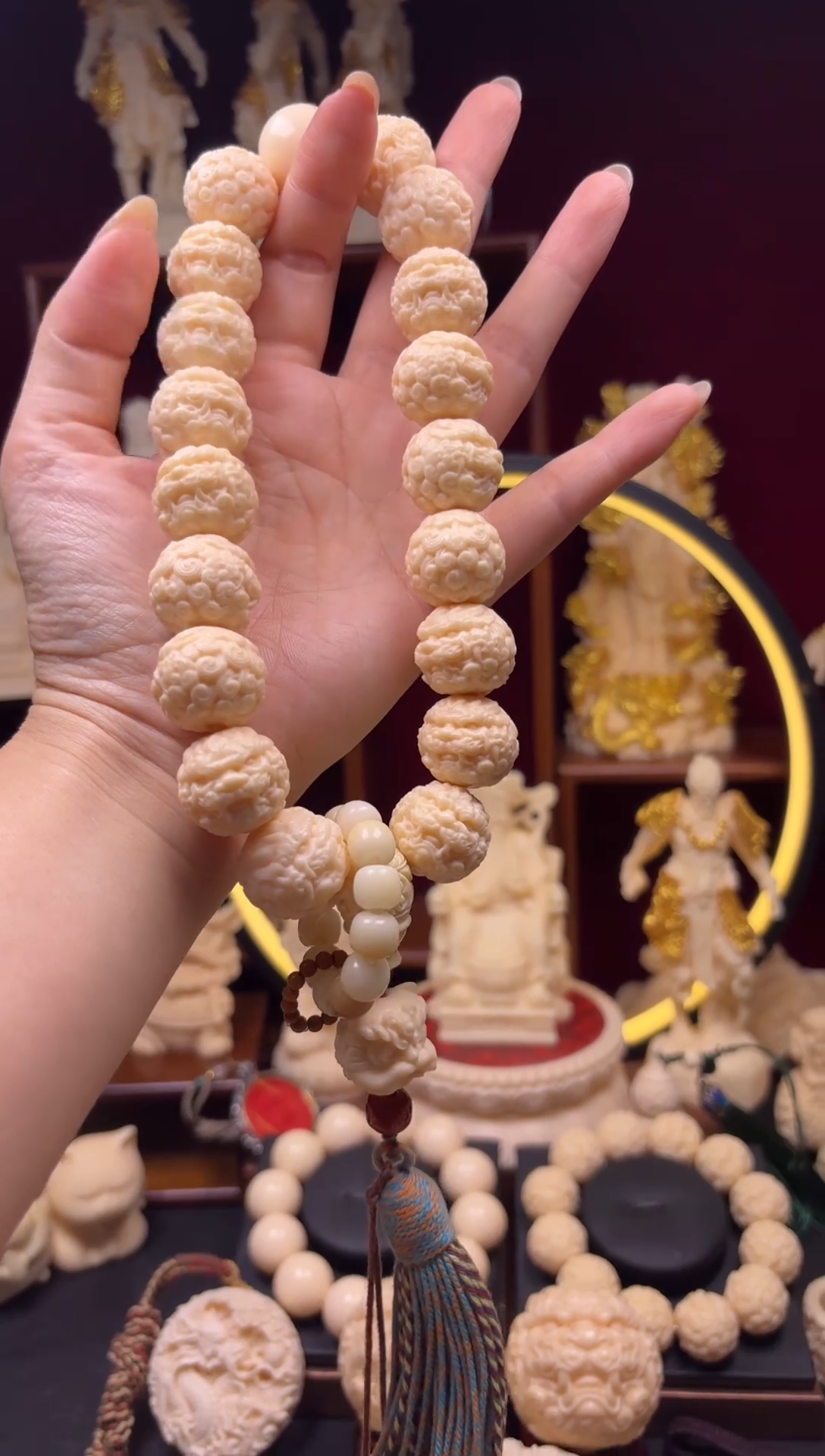 霸王   貔貅  手持   