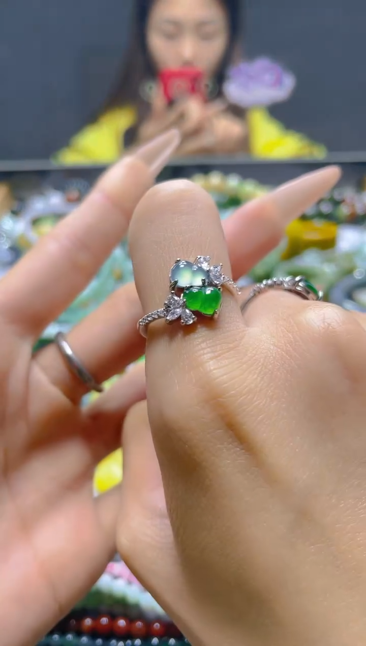 颈饰未镶嵌翡翠/D/翡翠A货，一件也是批发价