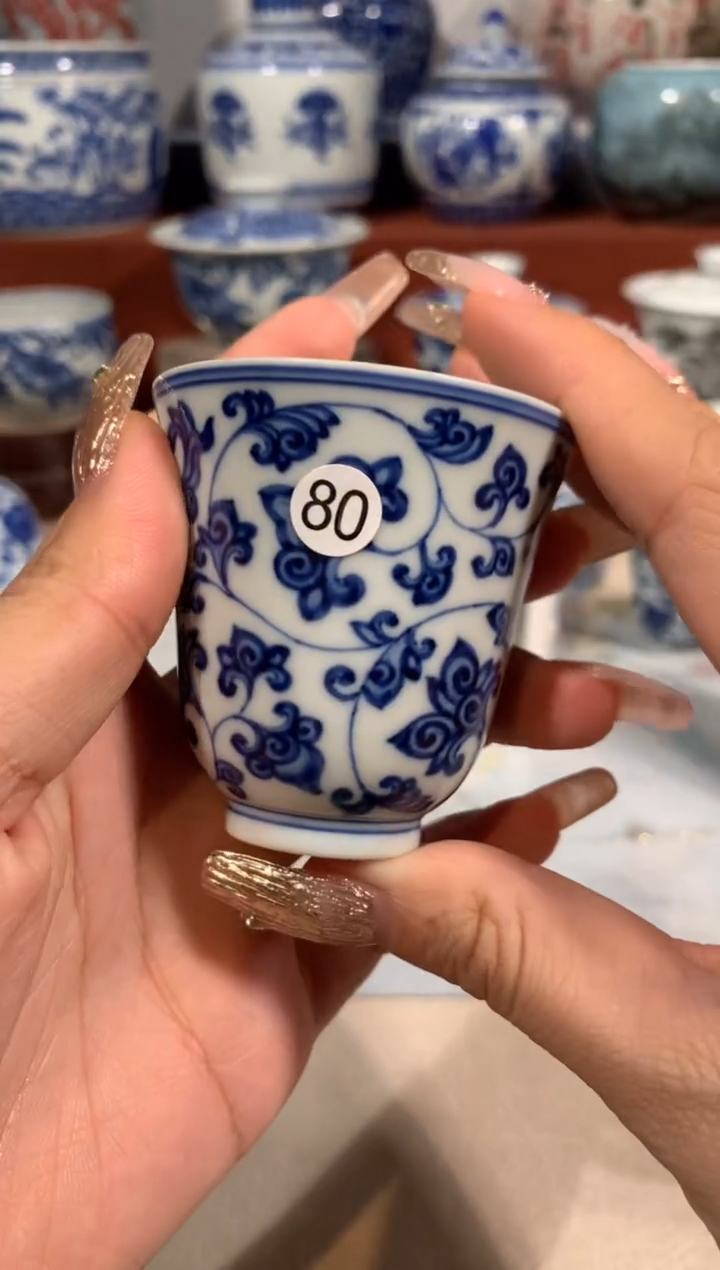 【闪购商品】摆件80青花缠枝花单杯