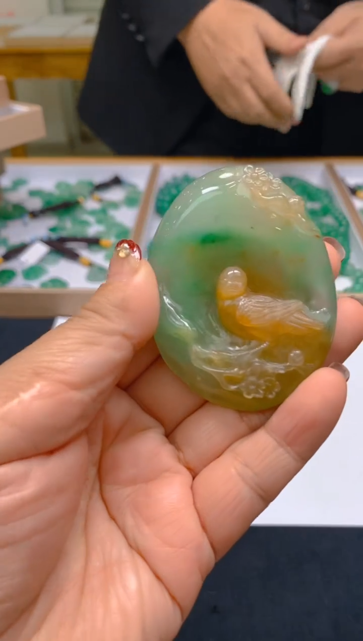 【闪购商品】石英质玉颈饰未镶嵌冰美人非洲翠043