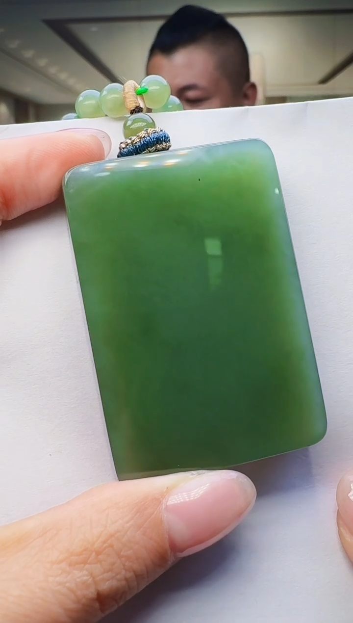 定制和田玉玉润名家天然和田玉（拍一发一）