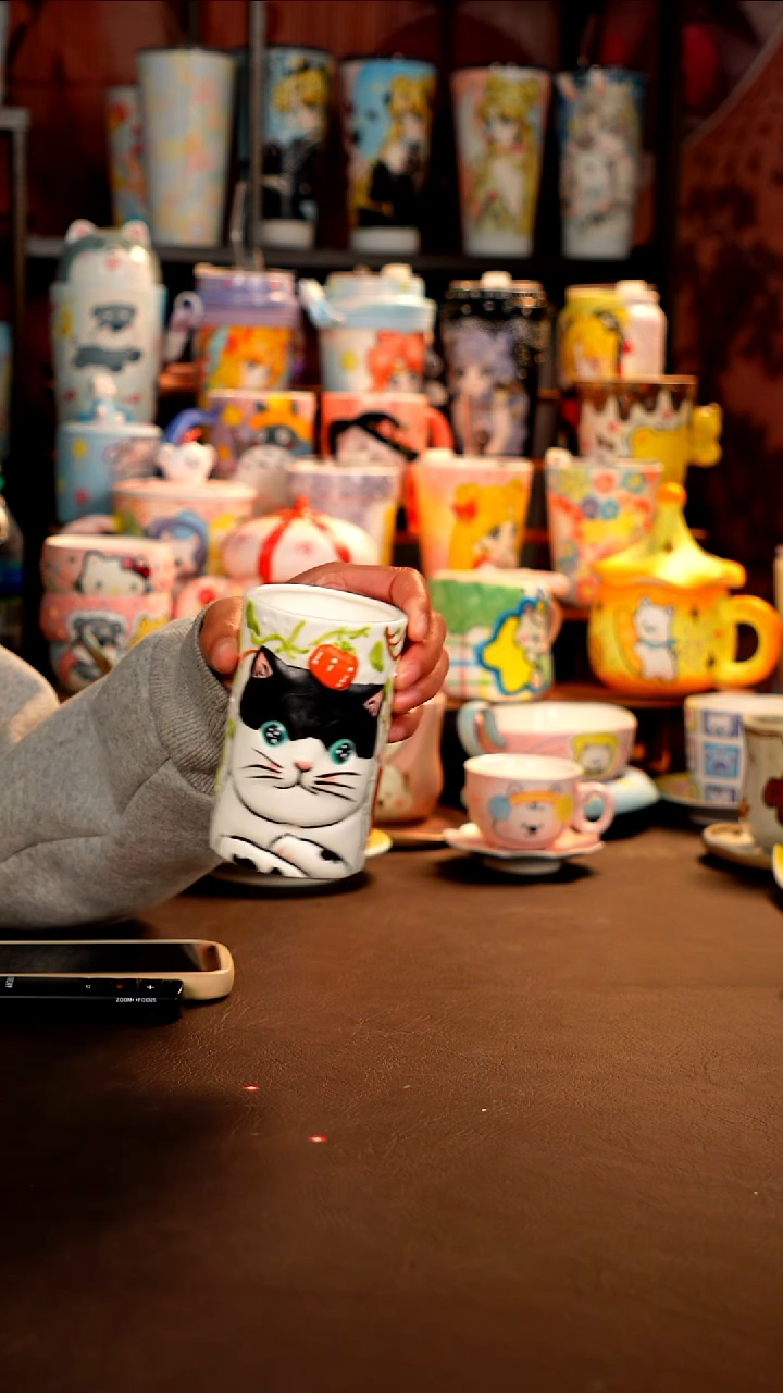 景德镇设计款手工手绘杯杯