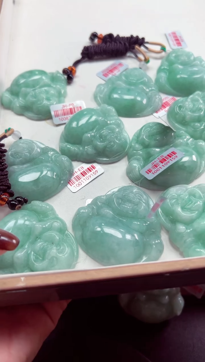 吊坠(赠链)未镶嵌翡翠多样性发其一2