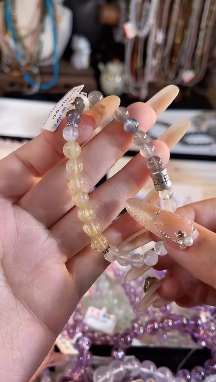 【闪购商品】水晶手链银S925镶嵌多样性发货其一