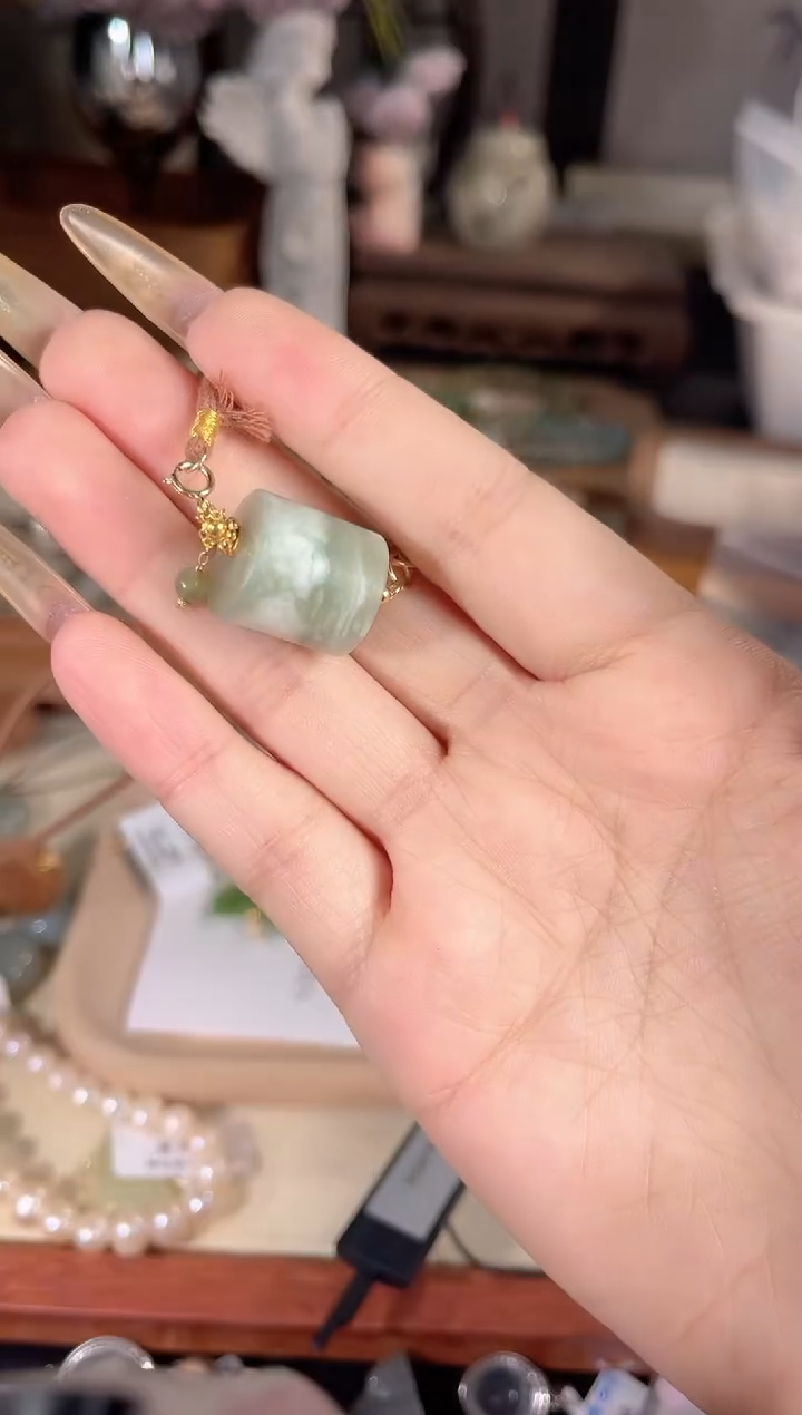 吊坠(不含链)银S925镶嵌和田玉多样性发其一孤品默认微瑕