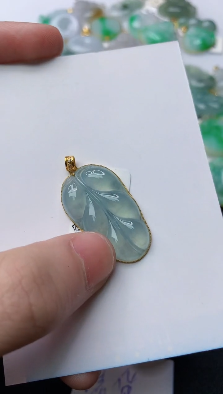 【闪购商品】翡翠颈饰18K金镶嵌12..........