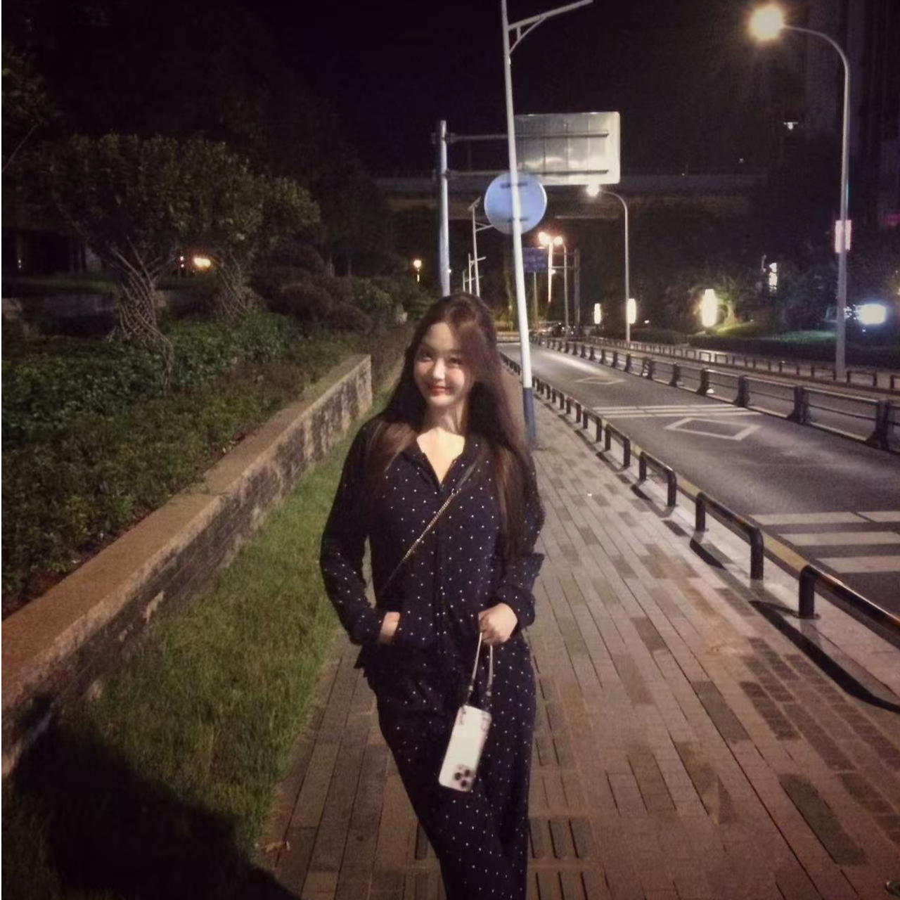 Nisabena 藏青色波点卫衣套装原创设计