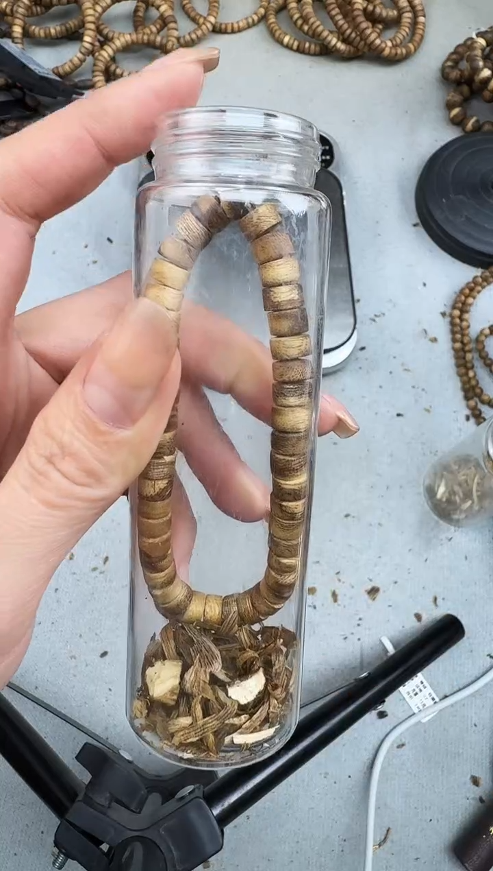 沉香沉香碎屑06海南厚片静静沉香甄选多样性发一