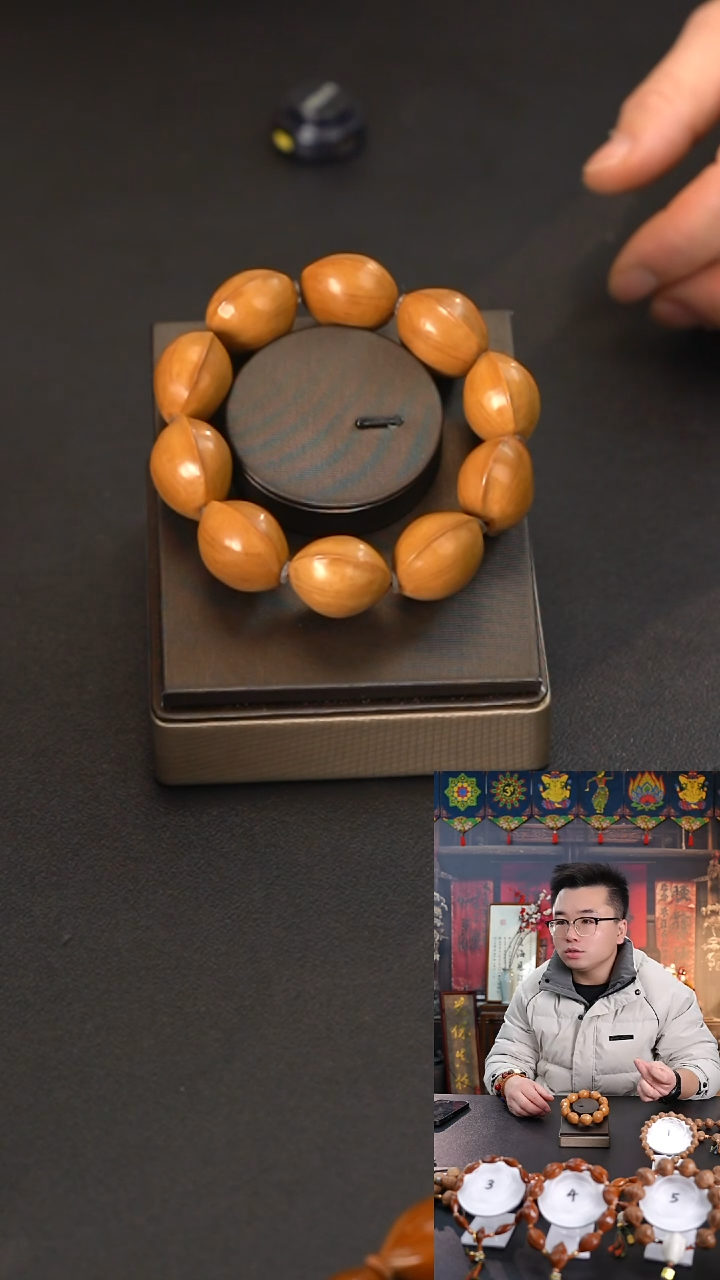 手串/手链橄榄核2.4四花梅林水晶核贝壳珠