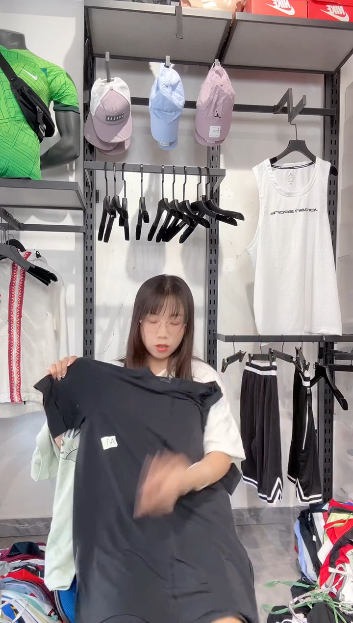 1313编码 瑕疵款以直播间过款为准 尺码2