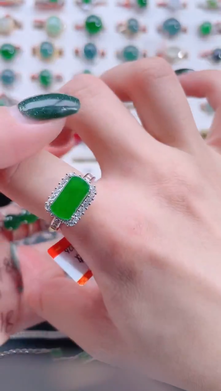 银S925镶嵌戒指翡翠天然翡翠