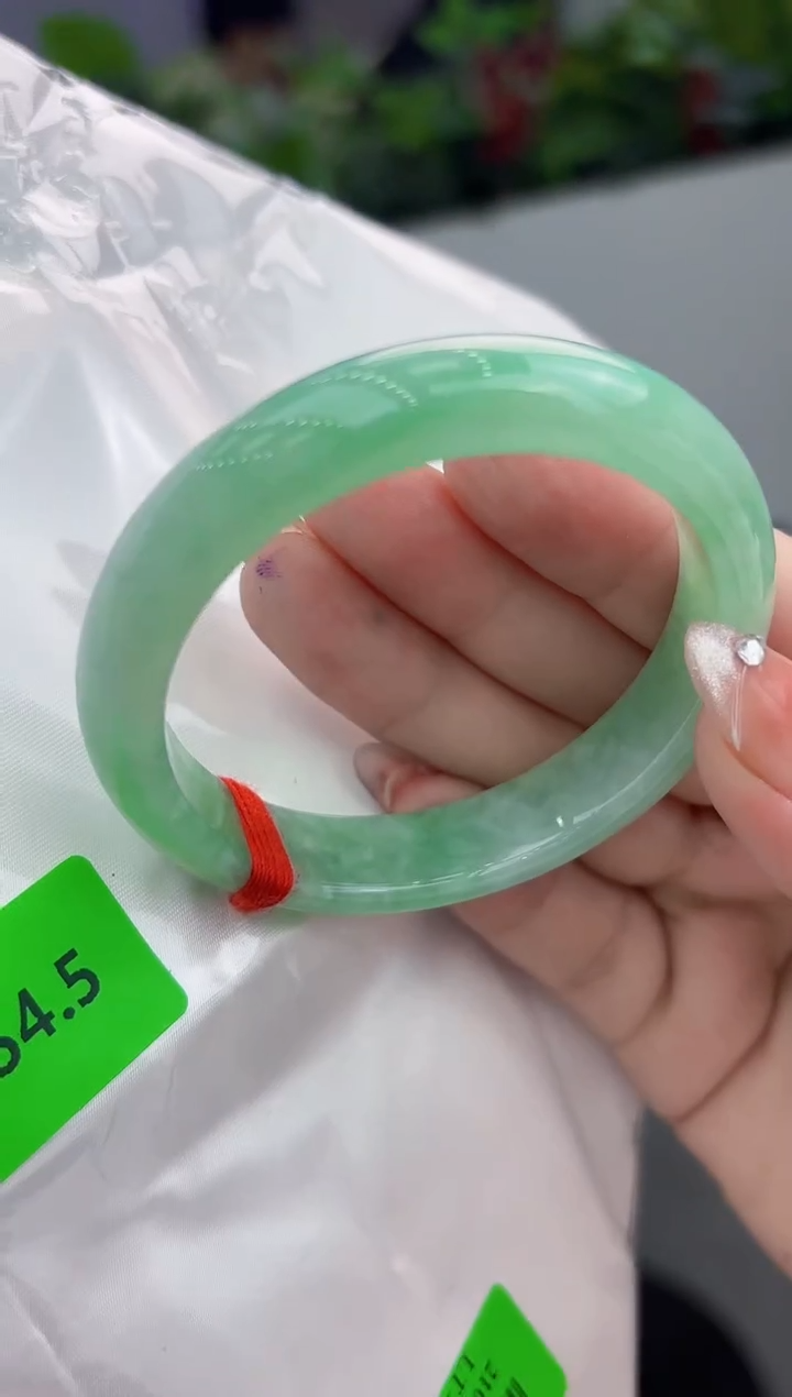 【闪购商品】翡翠手镯未镶嵌翡翠手镯