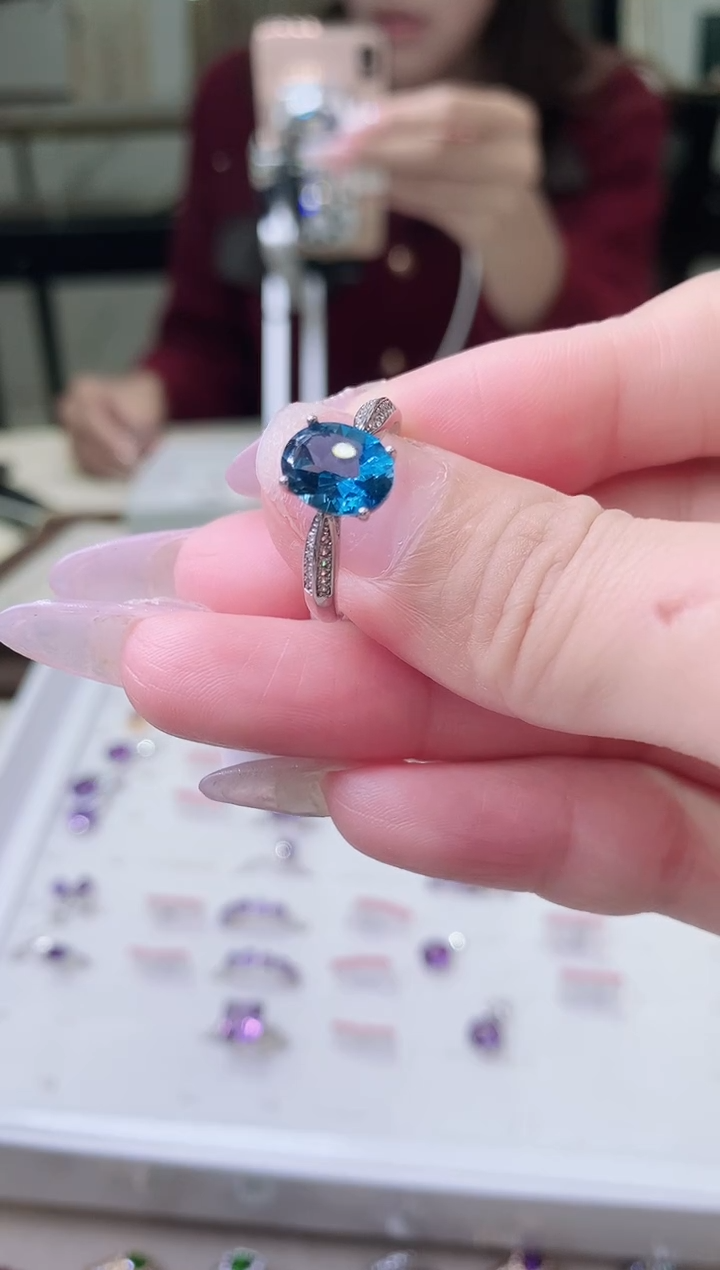 【闪购商品】托帕石戒指银S925镶嵌............