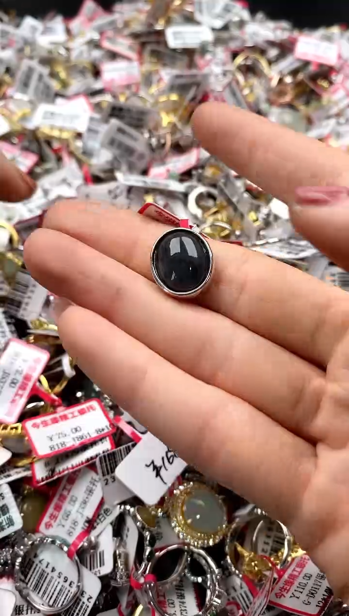 【闪购商品】翡翠戒指银S925镶嵌444444444    3