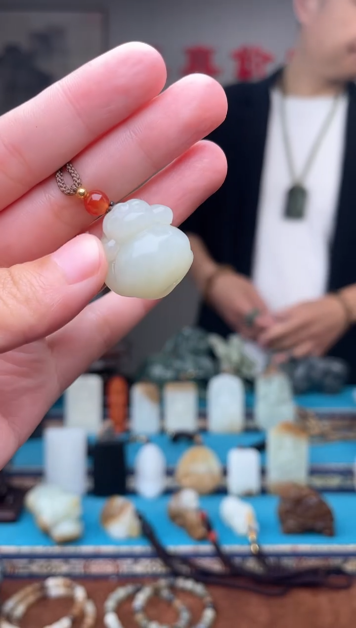 和田玉未镶嵌挂件1