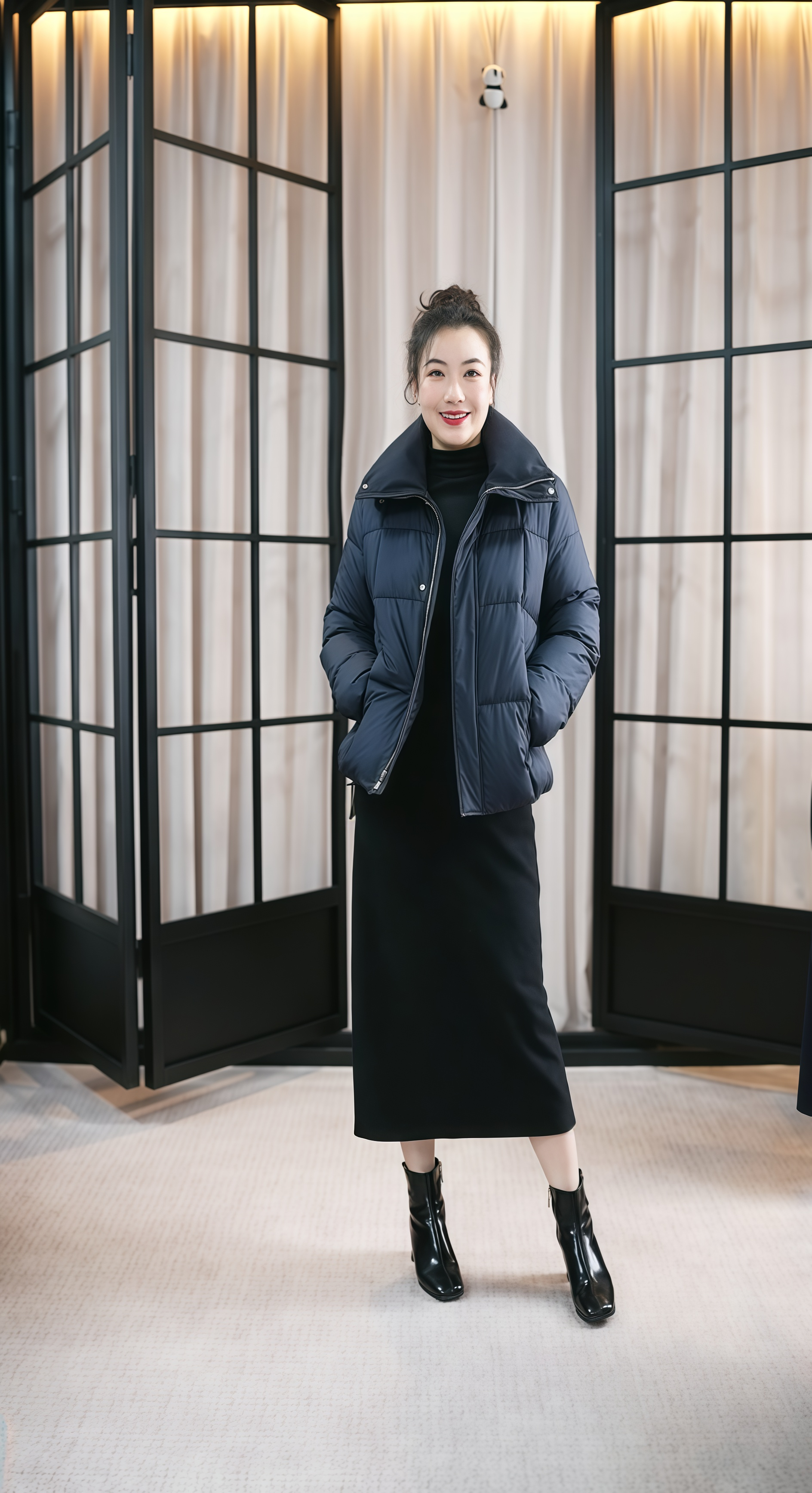 2025年冬季加厚女款短款泡芙感面包服新款防钻绒羽绒A0033