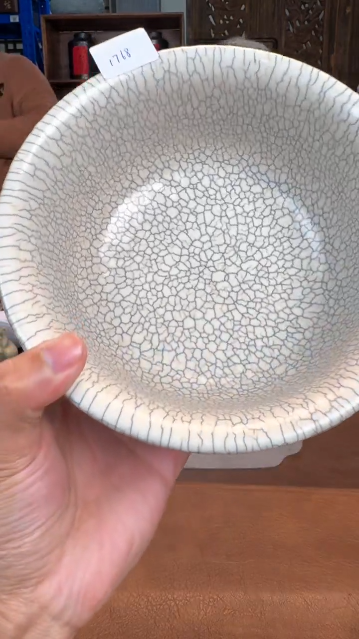 【闪购商品】瓷片@@龙纹宋隐压手碗(特大号)1768