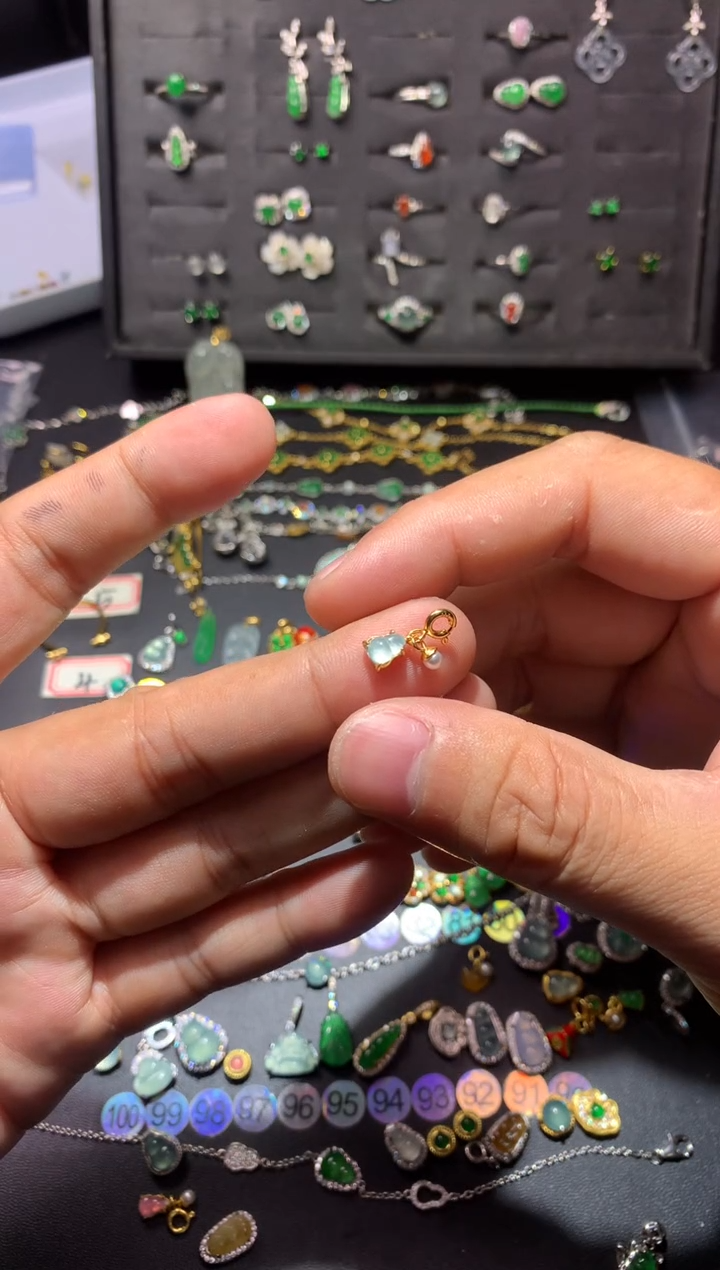 吊坠(不含链)银S925镶嵌翡翠h*h1