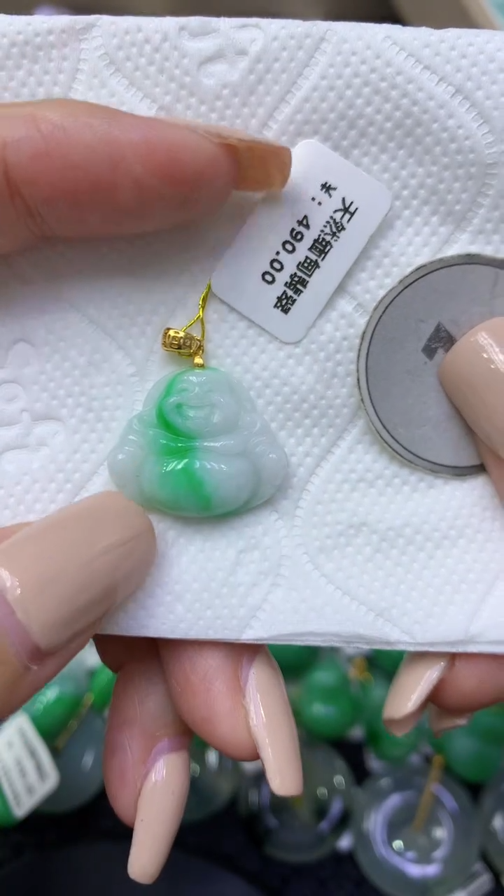 颈饰未镶嵌翡翠天然缅甸翡翠A货