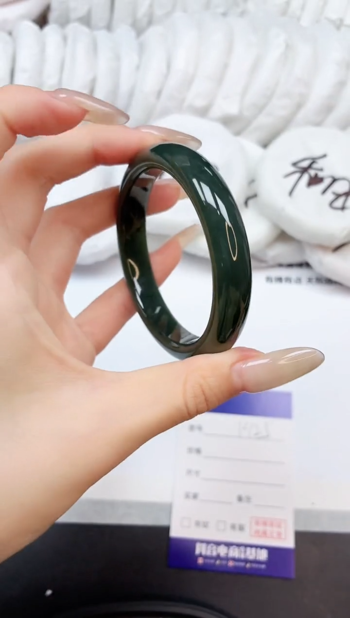 和田玉手镯未镶嵌24K125-56