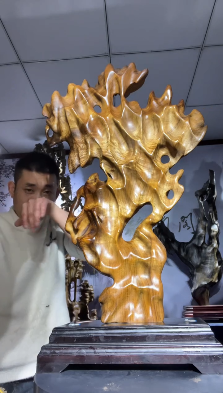 金丝楠木雕款用****成金丝楠木工艺品摆件