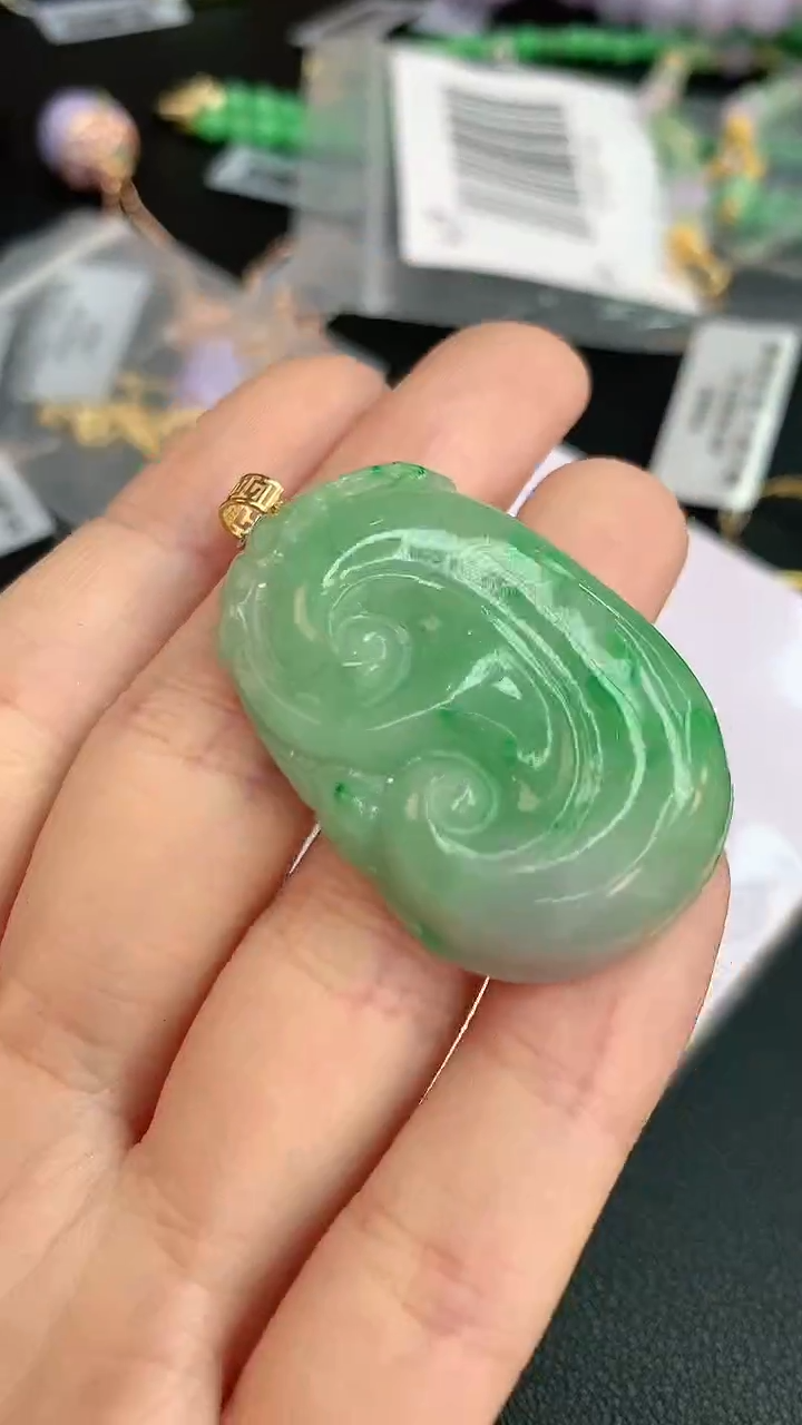 【闪购商品】翡翠颈饰18K金镶嵌赠礼盒证书  敏