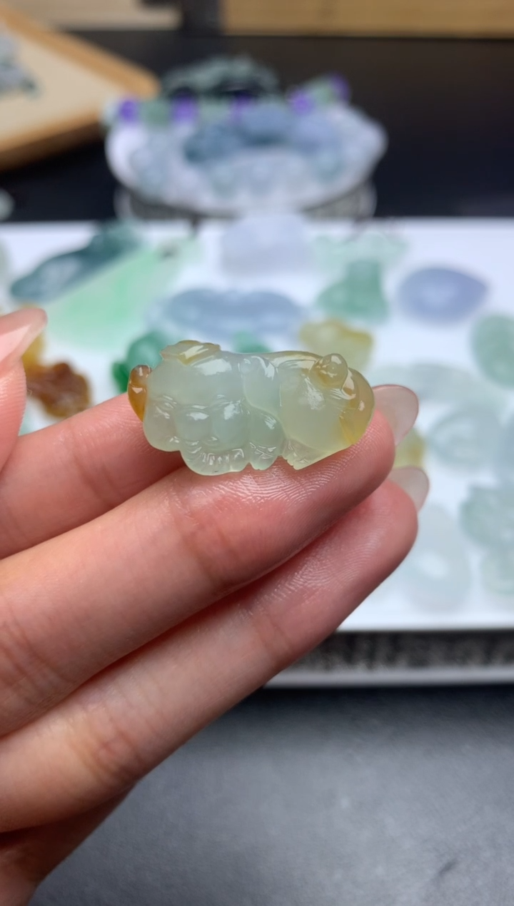 【闪购商品】定制翡翠未镶嵌毛货