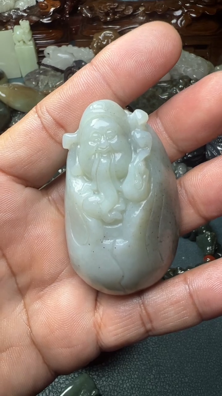 未镶嵌和田玉把件-