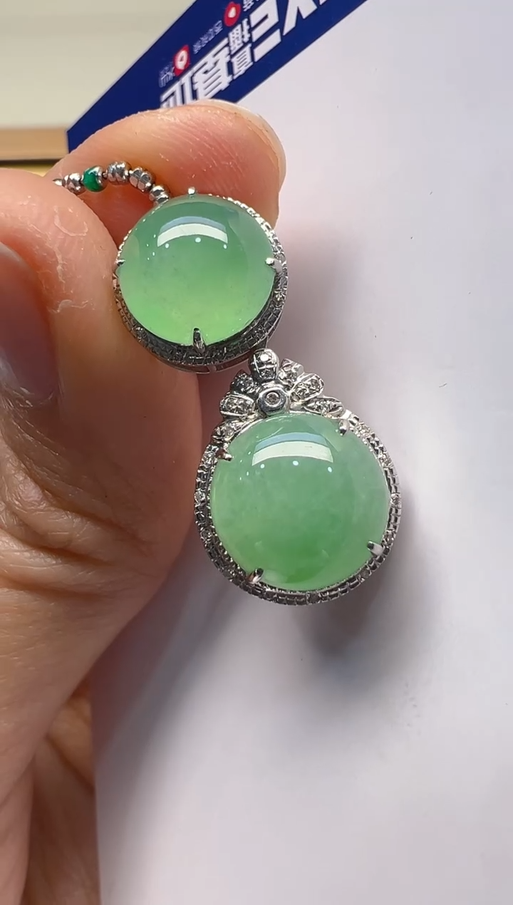 【闪购商品】翡翠吊坠(不含链)18K金镶嵌多样性团购发一件