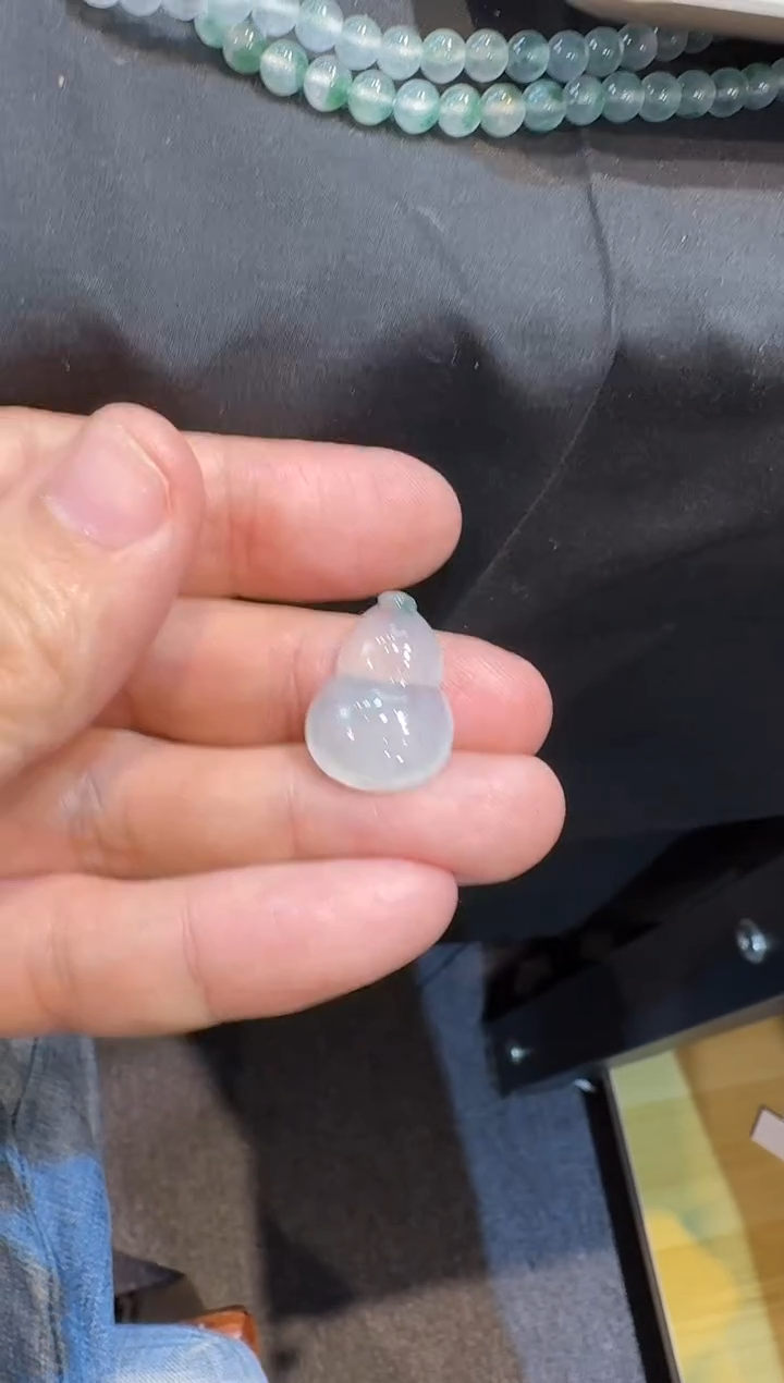 【闪购商品】翡翠吊坠(不含链)未镶嵌葫芦