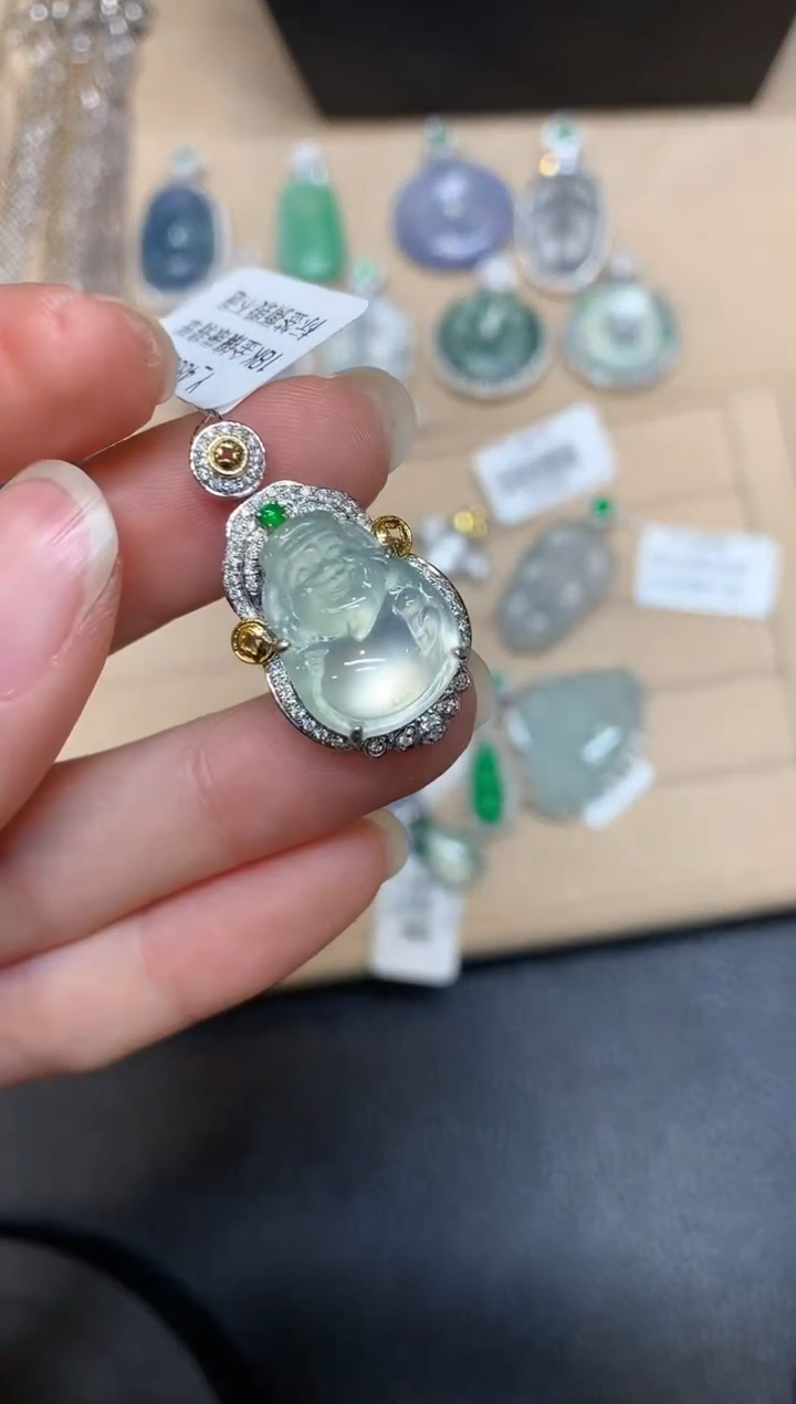 【闪购商品】翡翠吊坠(不含链)18K金镶嵌财神【无服务费