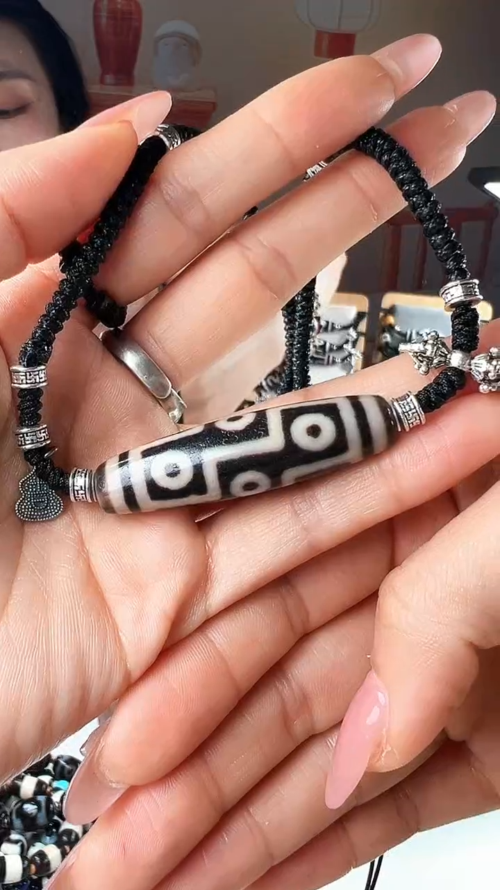 玛瑙/玉髓颈饰未镶嵌S**?九眼