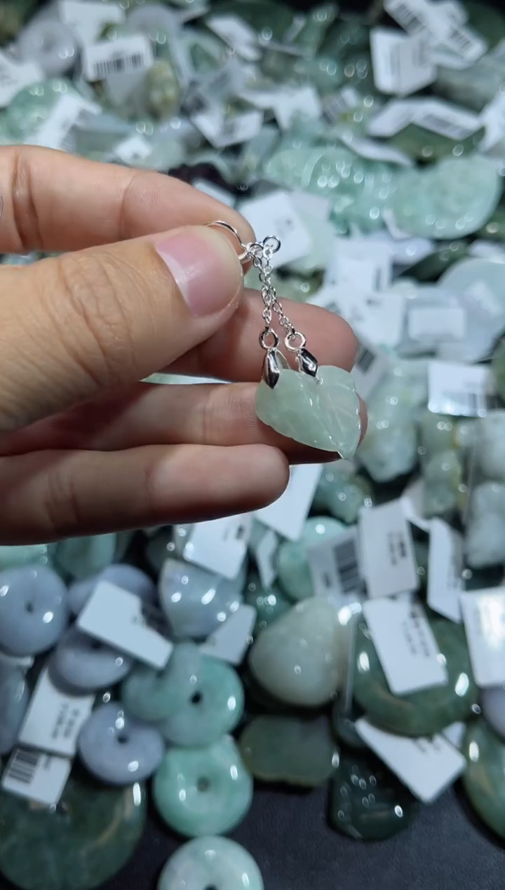 【闪购商品】翡翠颈饰未镶嵌00002801