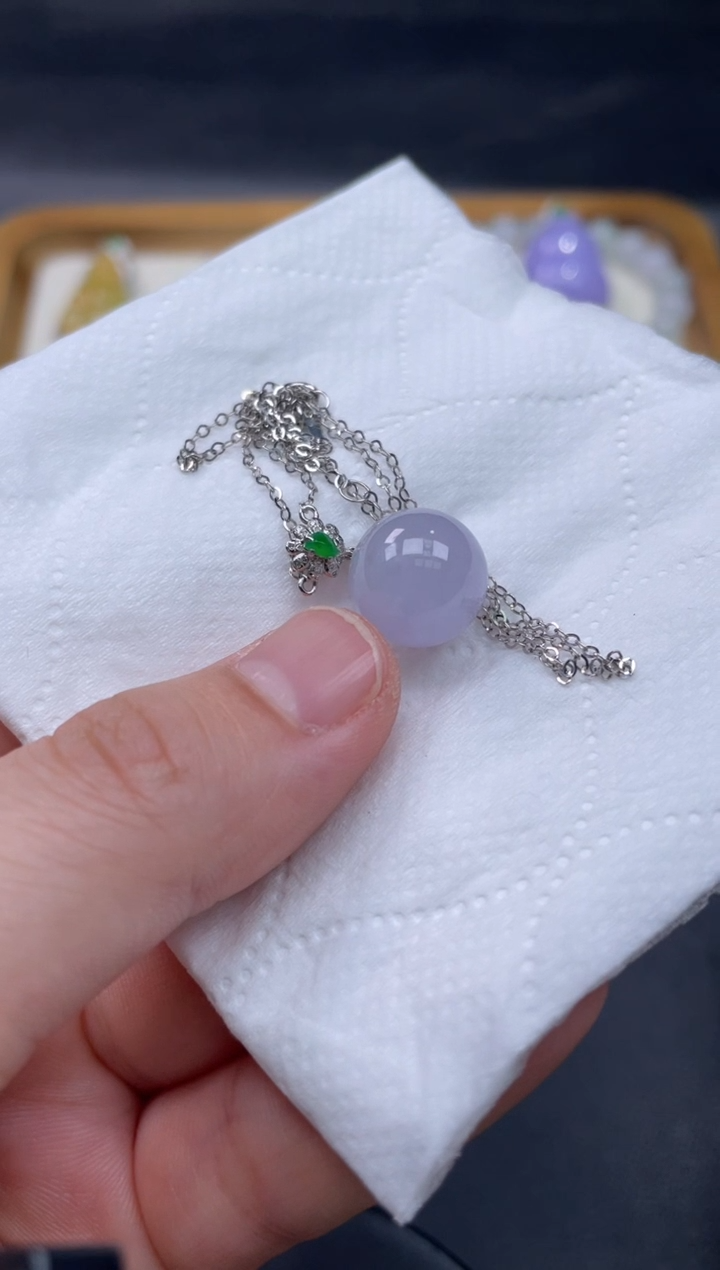 【闪购商品】翡翠颈饰18K金镶嵌57...........