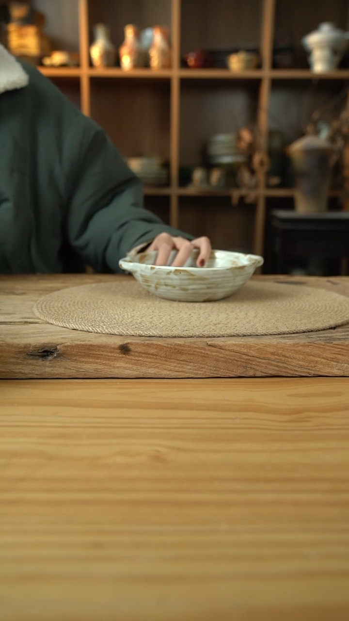 粉影系列的7英寸双耳盘1个