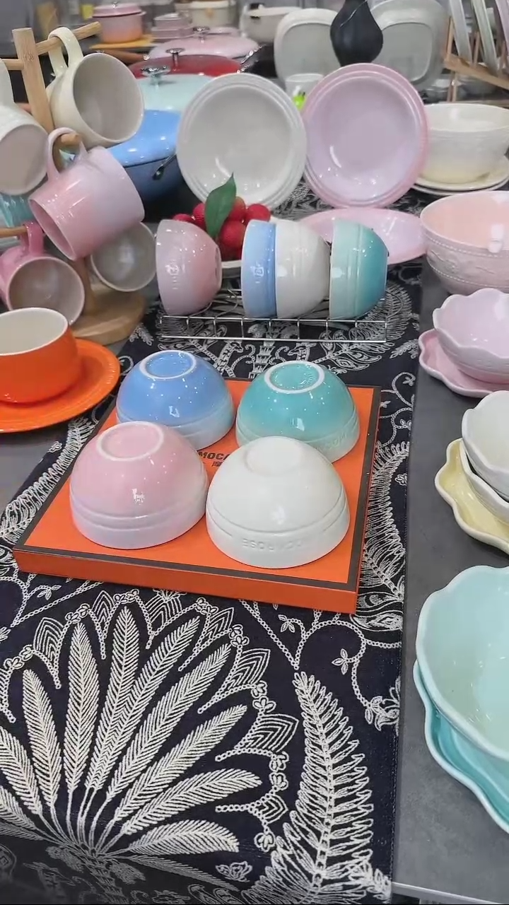 【闪购商品】瓷四色米饭碗