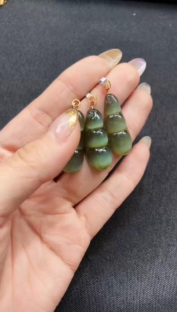 和田玉18K金镶嵌吊坠(赠链)多样性发一Z