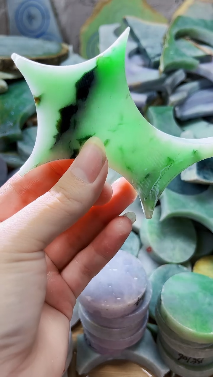 颈饰未镶嵌翡翠天然翡翠A货573