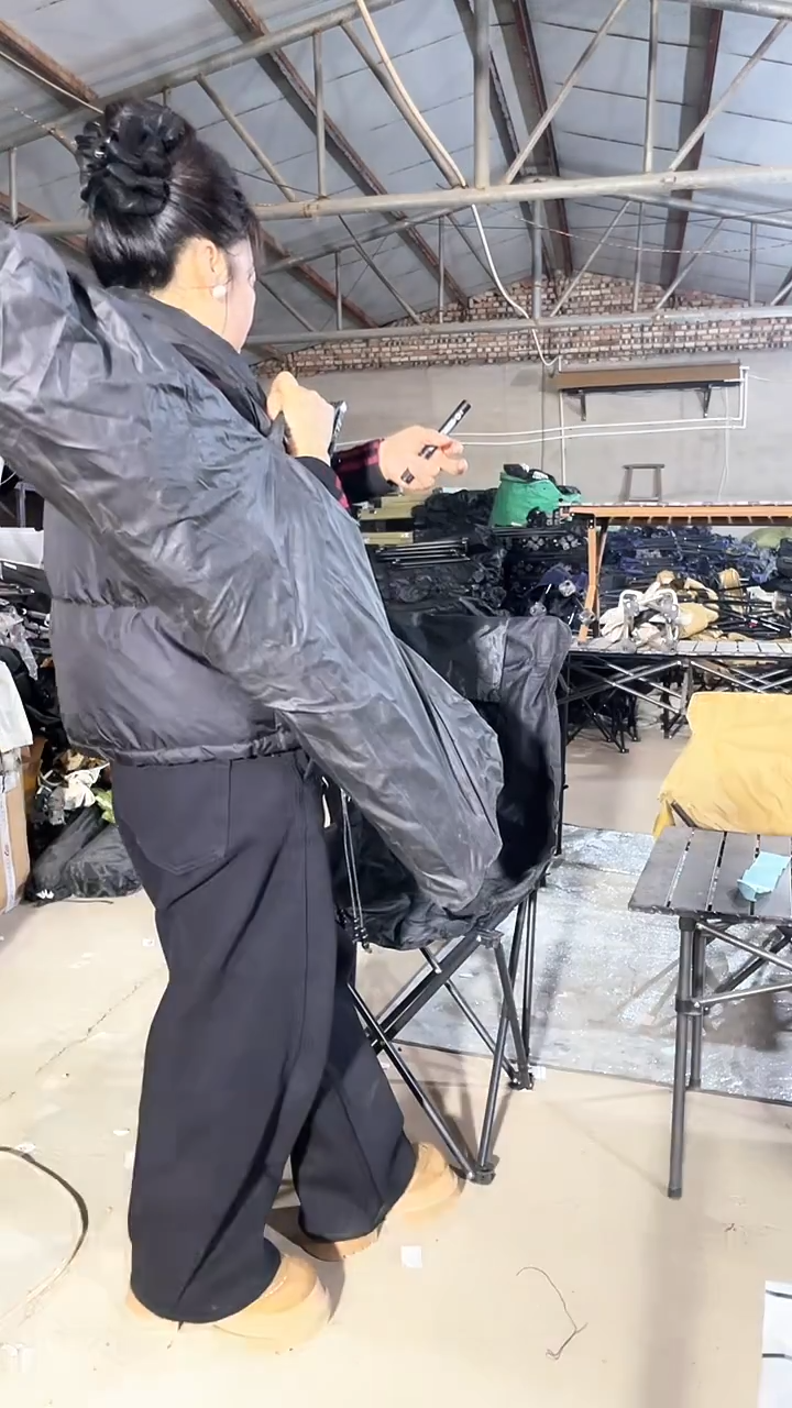 铁高背月亮椅   颜色随机