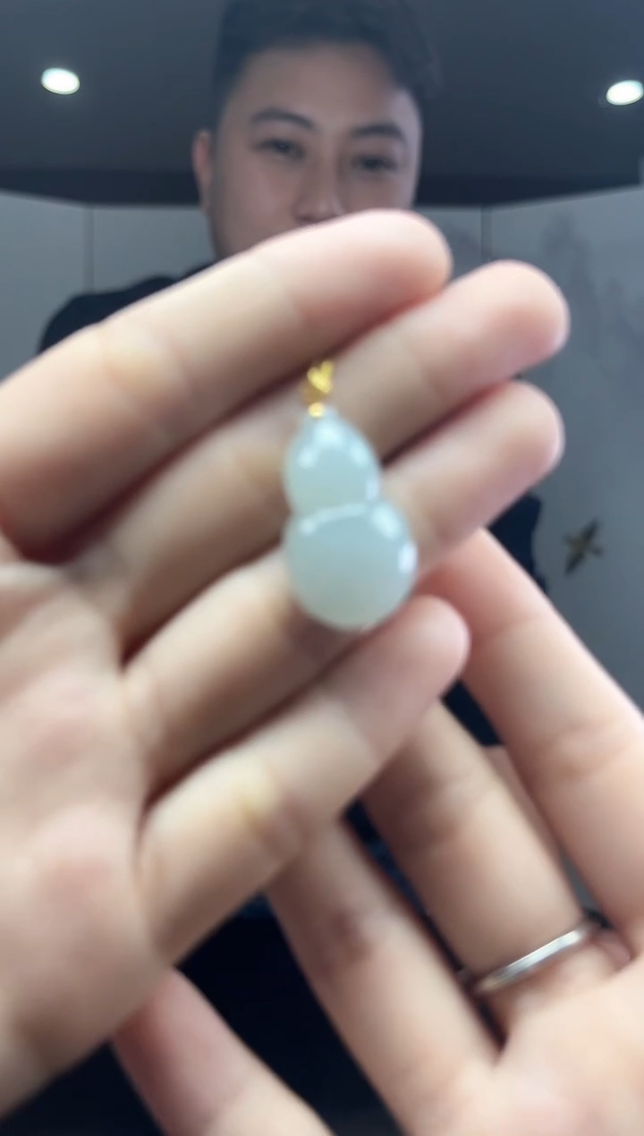 【闪购商品】翡翠吊坠(不含链)18K金镶嵌葫芦@CMT