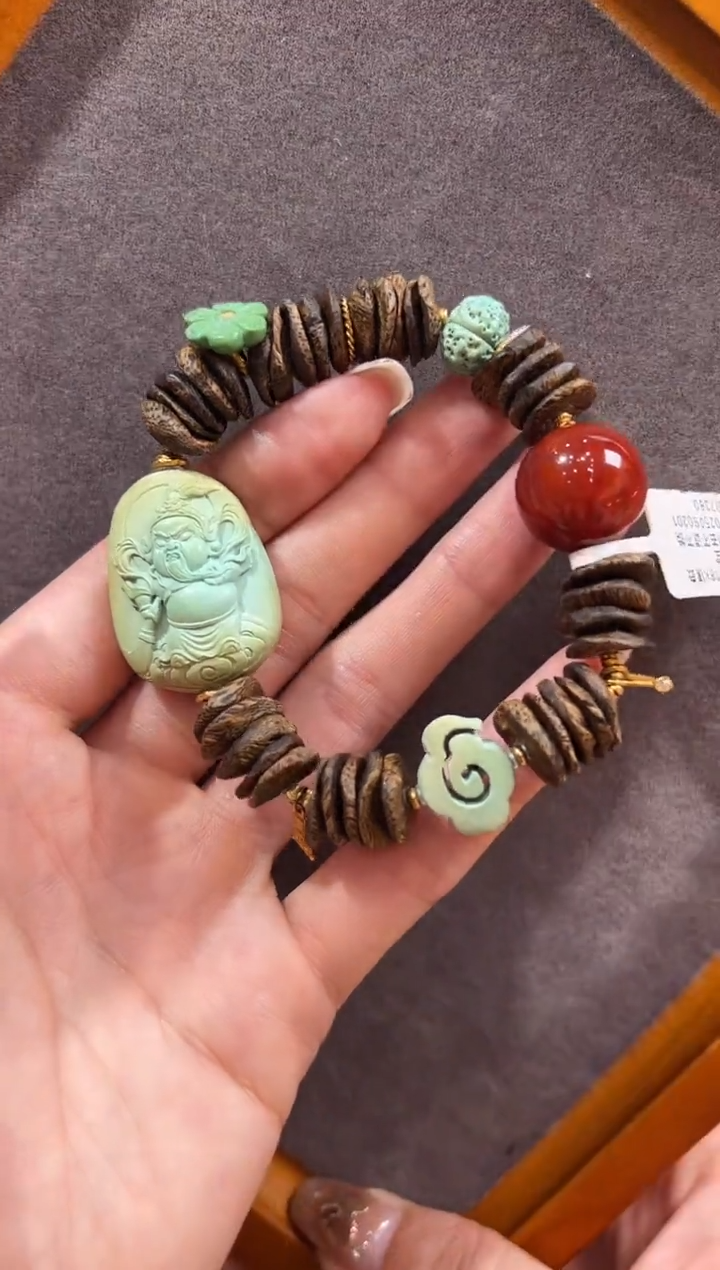 18K金镶嵌绿松石手链绿松石手链